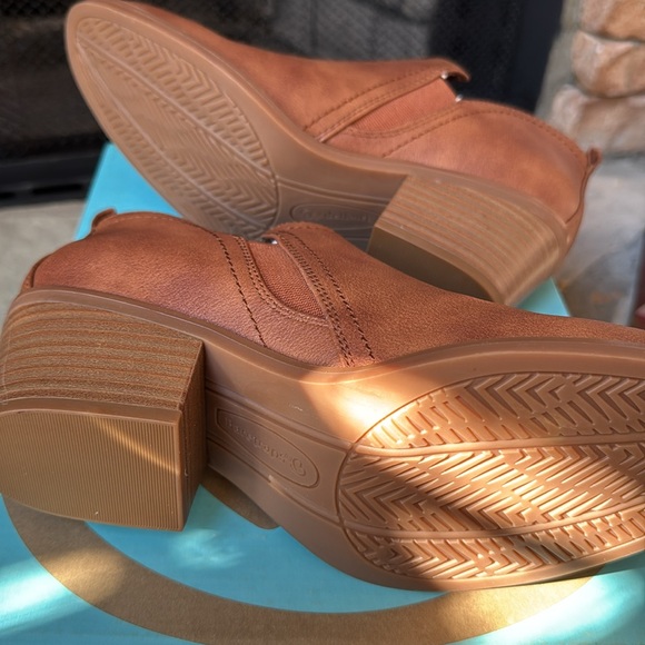 Baretraps Lidian ankle booties - Picture 9 of 9